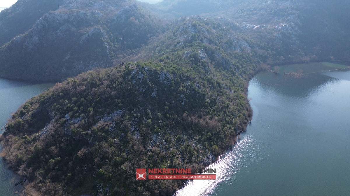 işkodra gölü kenarında satılık büyük parsel arsalar